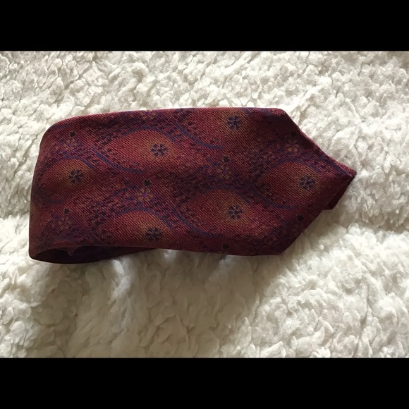 Yves Saint Laurent Paris 100% All Silk Soie Tie - Picture 10 of 10